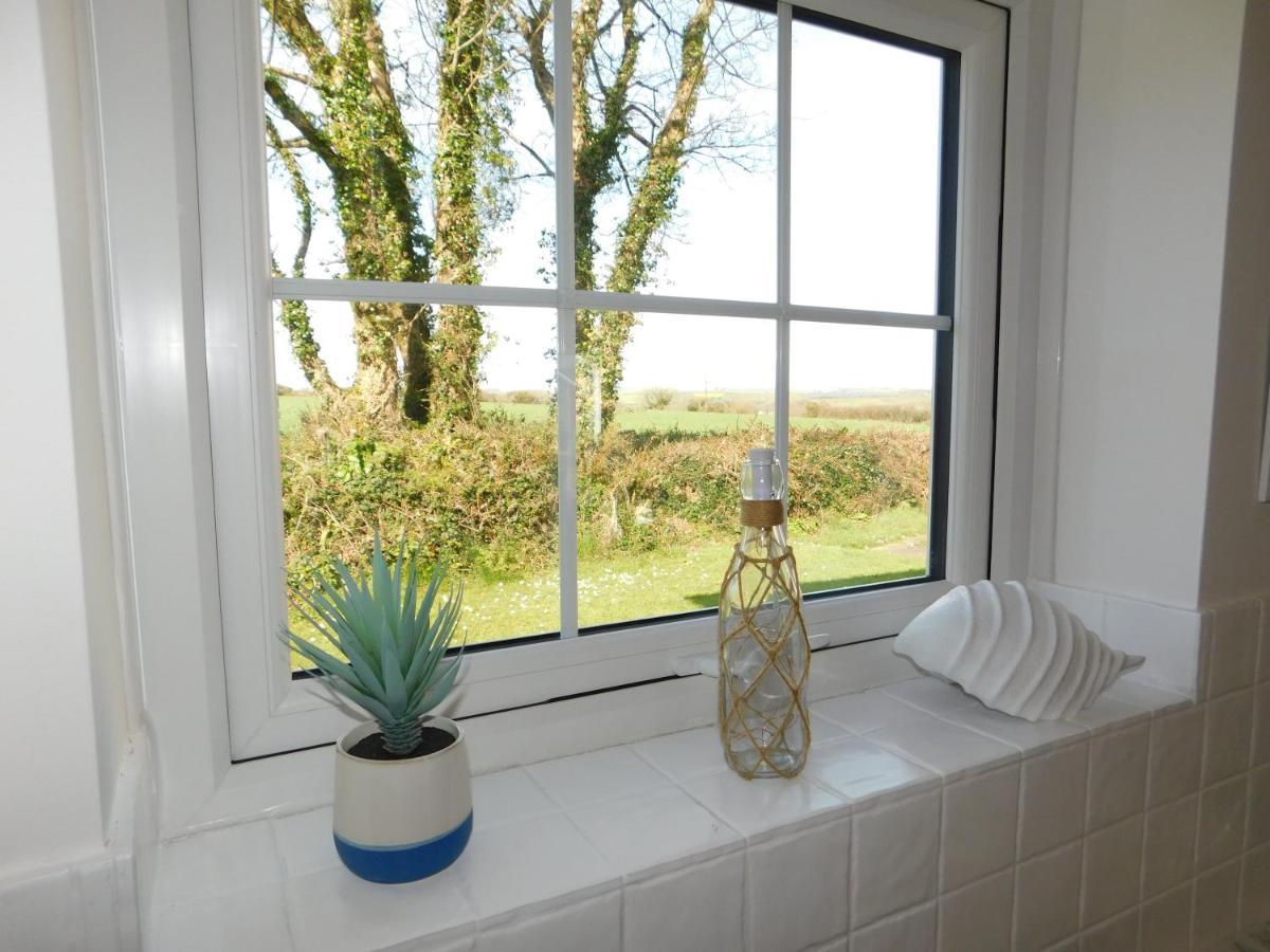 Primrose Cottage, Spacious 4 Bed House Near Newquay New Quay エクステリア 写真
